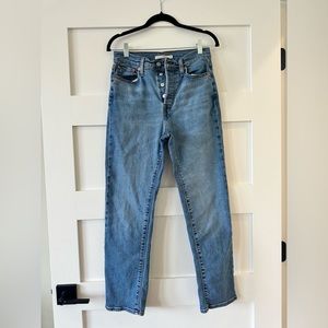 Levi’s woman’s high rise wedgie straight cropped jeans - love in the mist.